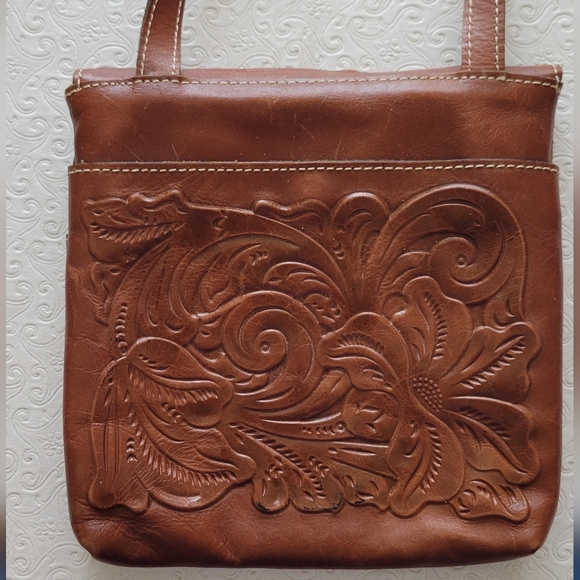 Patricia Nash Crossbody purse - Picture 9 of 16